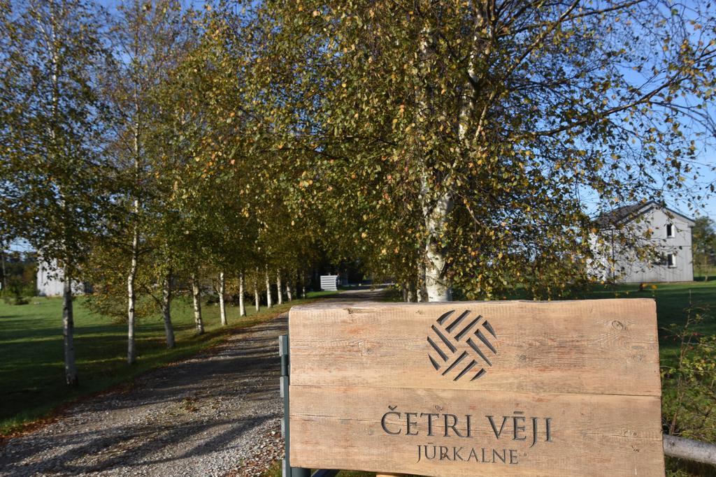 Cetri Veji Hotel Jurkalne Luaran gambar